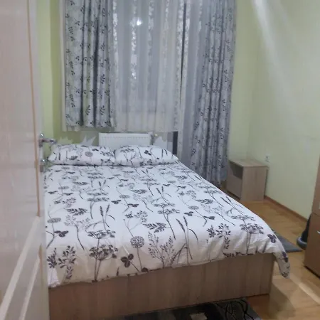 Mbm Apartman Apartman *